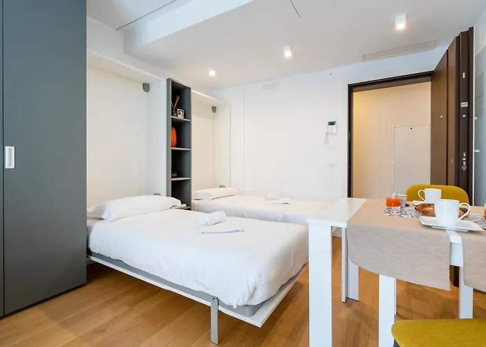 Twelve12 - Università&stazione Aparment * Bari