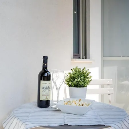 Apartament Twelve12 - Universita & Stazione Aparment